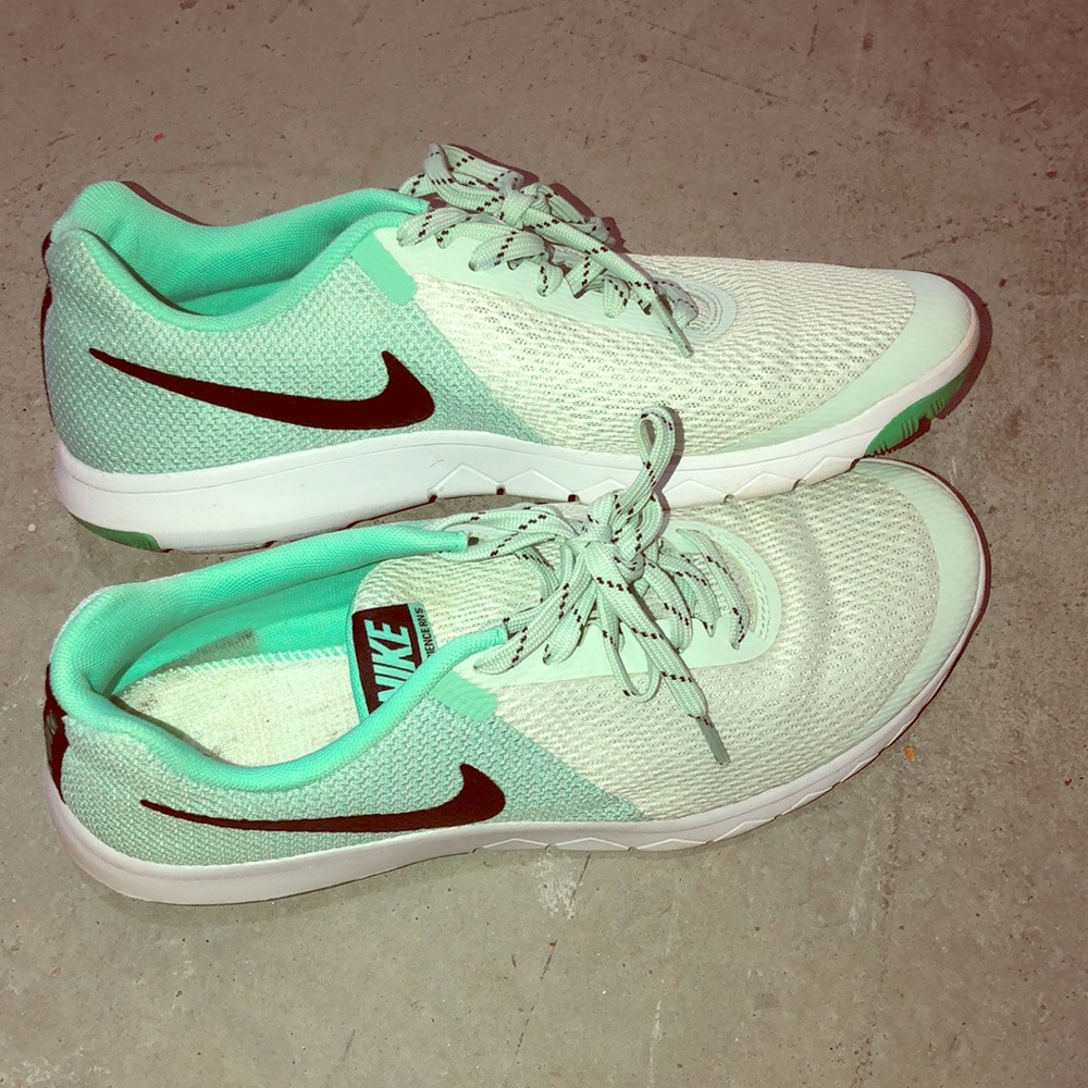 Nike sneakers like new